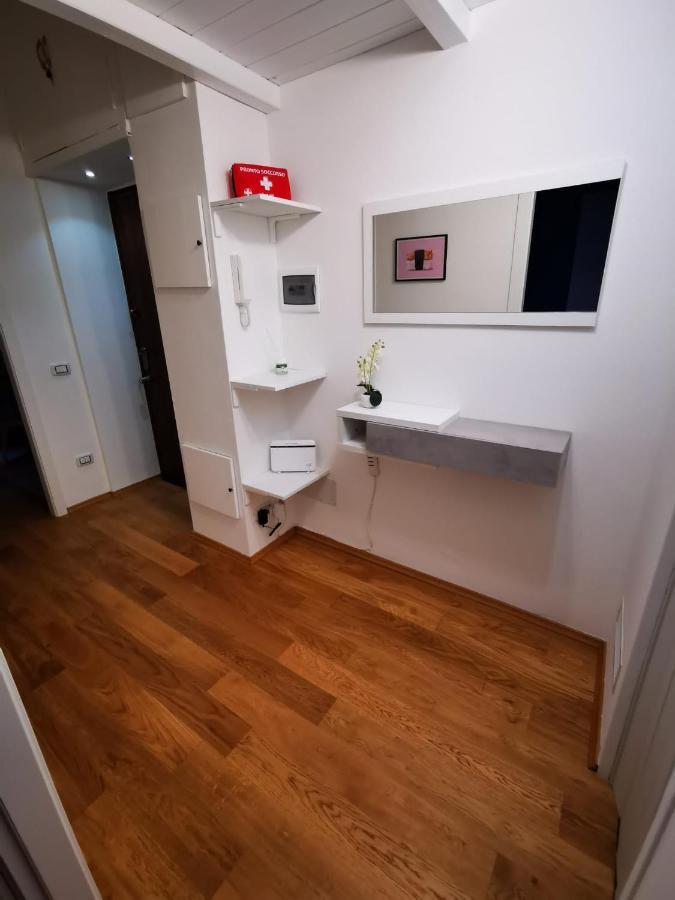 Amio Apartment - Next To M5 Ca Granda Μιλάνο Εξωτερικό φωτογραφία